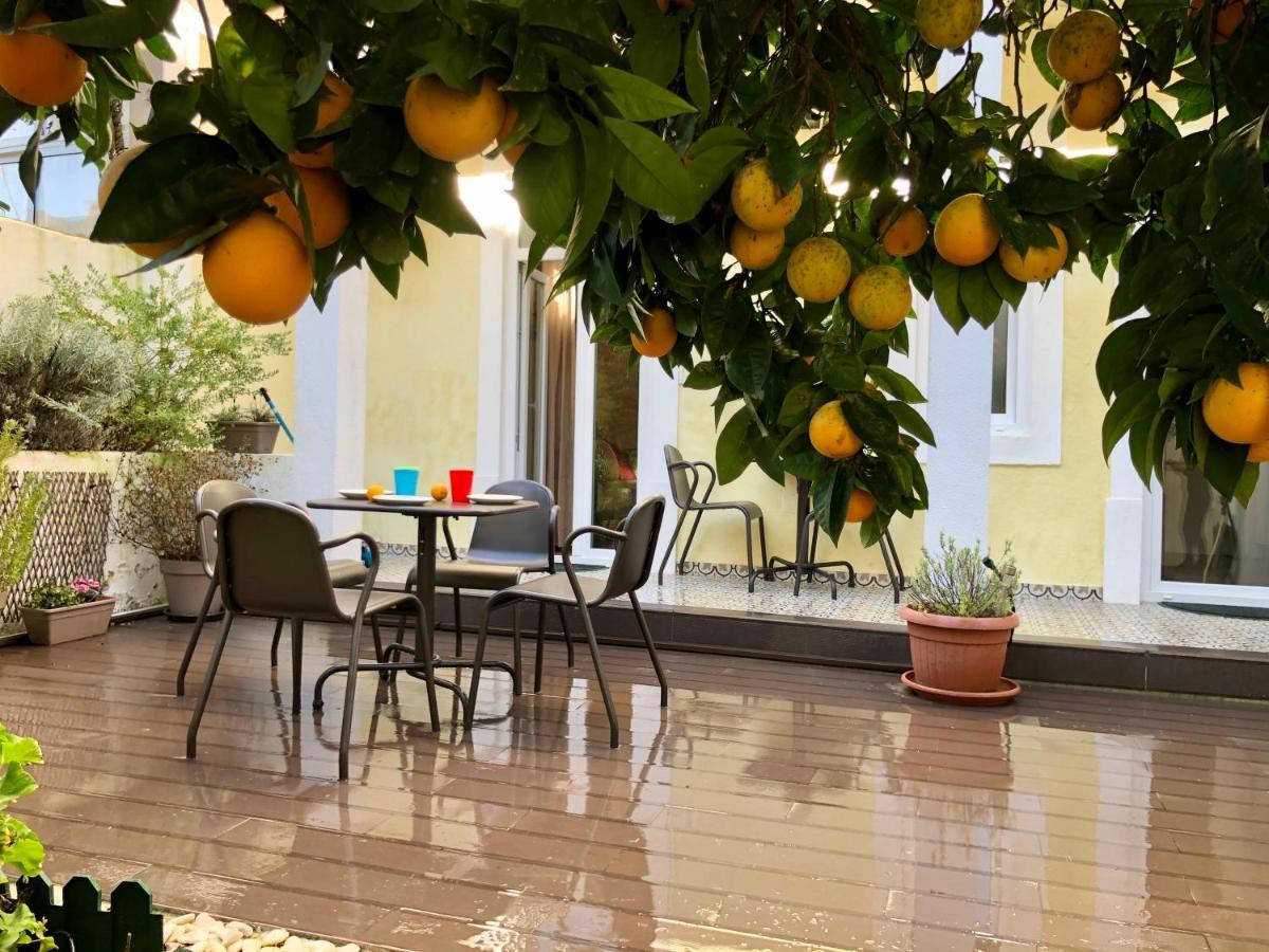 Sunny Orange Garden Apartment In Central Lisbon Luaran gambar