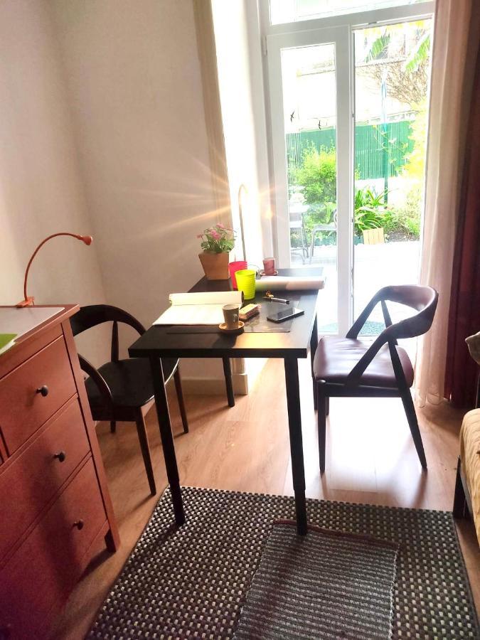 Sunny Orange Garden Apartment In Central Lisbon Luaran gambar