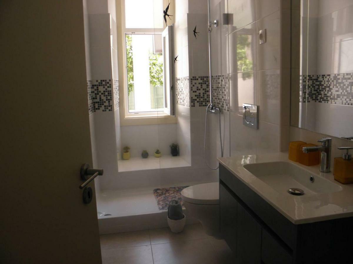 Sunny Orange Garden Apartment In Central Lisbon Luaran gambar
