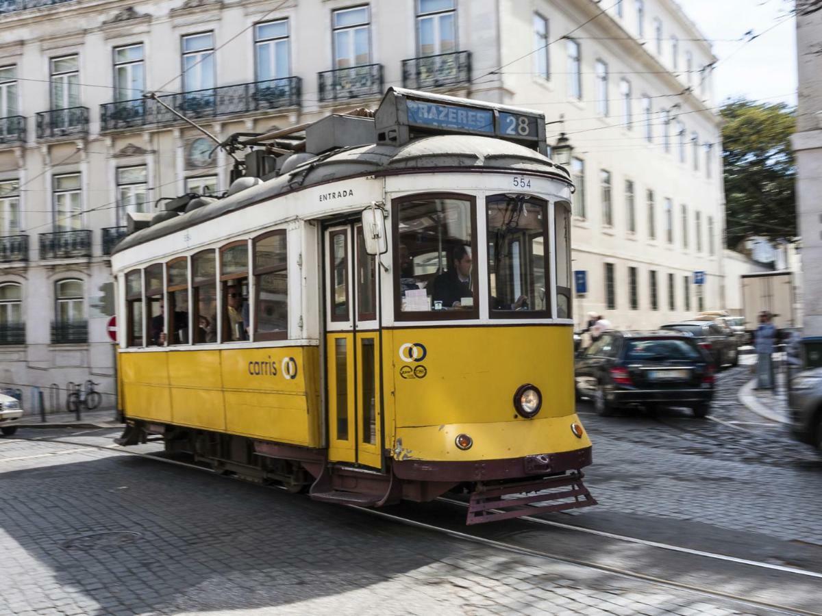 Sunny Orange Garden Apartment In Central Lisbon Luaran gambar